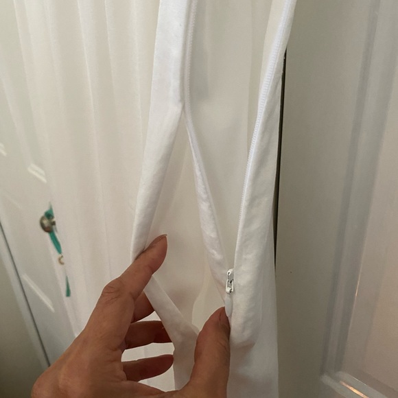 KOBI HALPERIN Almita Hammered Satin Sleeveless Maxi Dress Size M Use One time - Picture 4 of 5